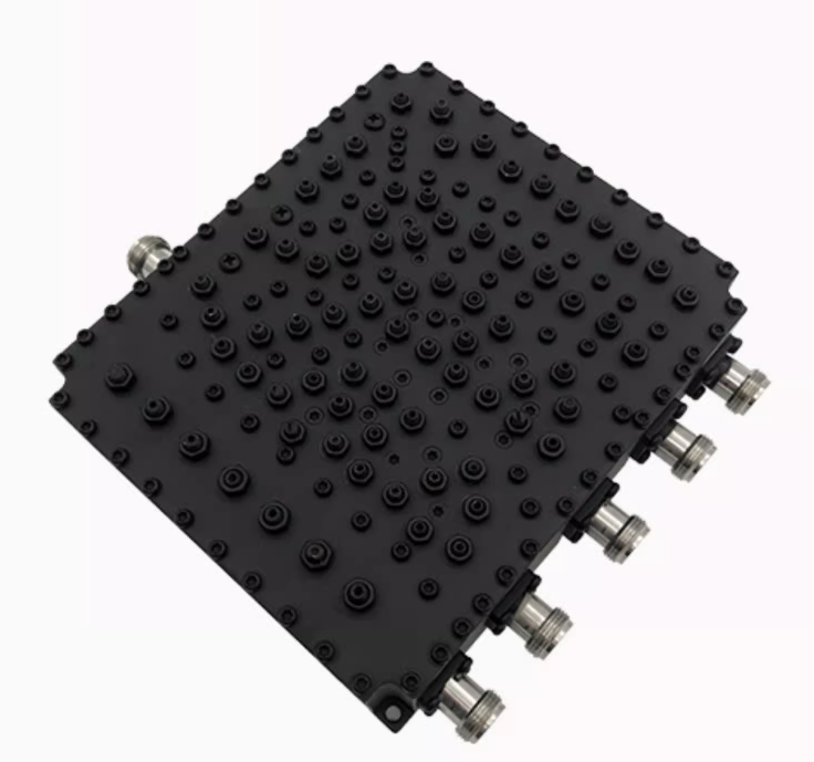  老边双频三频四频五频腔体合路器4G+5G